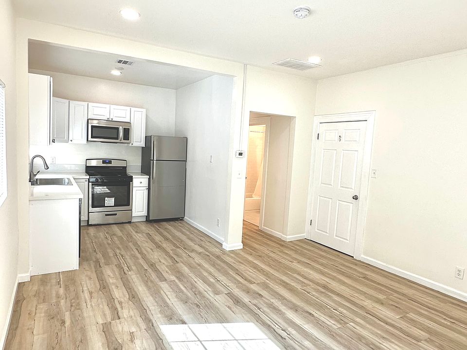 1st image of 2868 1/2 W 8th St