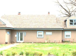 3102 Woodlawn Ave, Saint Joseph, MO 64506