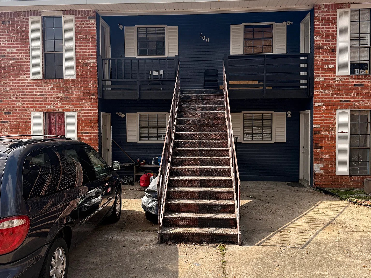 2 bed, 800 sqft, $750 — Photo 1
