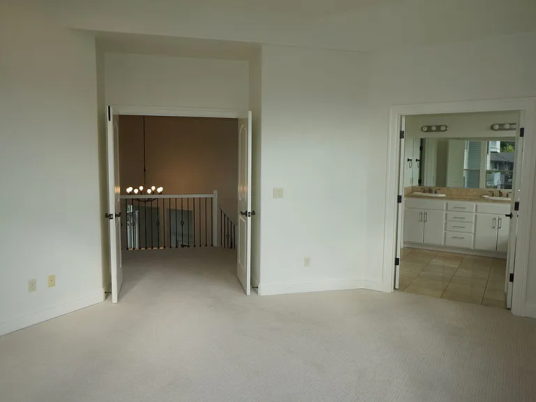 4139 NW Twilight Ter — Photo 22
