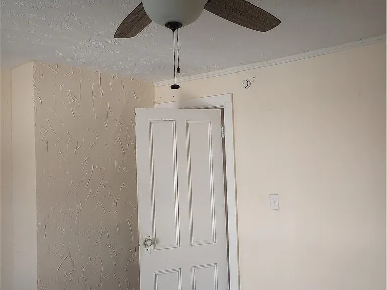 410 Linden Pl — Photo 26