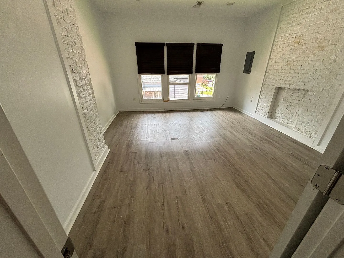 207 S Porter — Photo 3