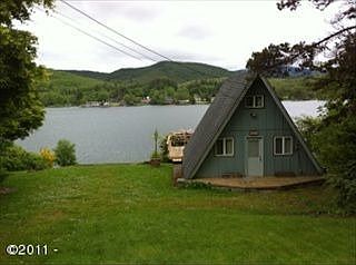 1st image of 1290 NE Lake Dr