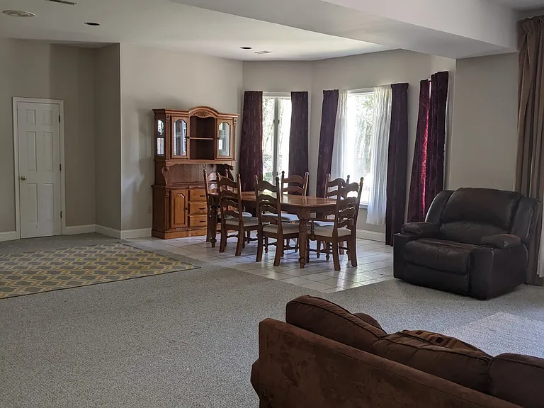7517 Hawkins Creamery Rd — Photo 2