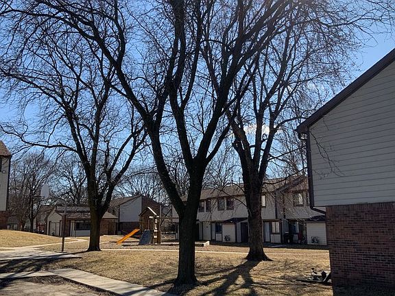 4th image of 1453 N 11th Ave E #1J