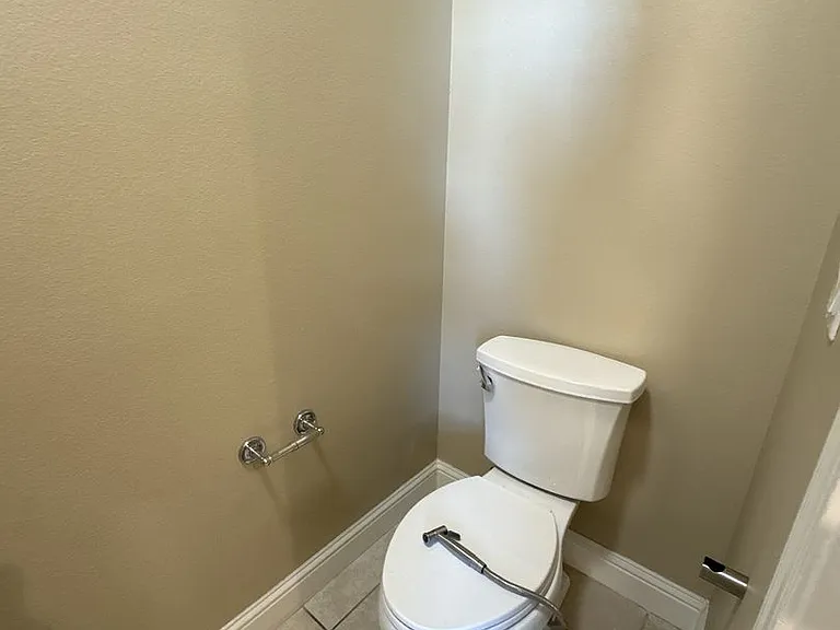 3921 W Payson Ave — Photo 19