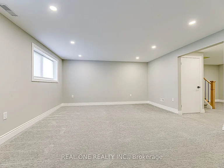 604 Bridle Wood — Photo 28