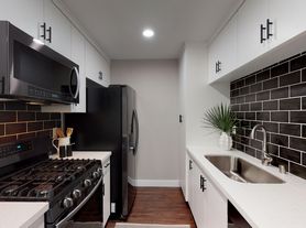 The Hideaway, 1 beds  1.0 baths (592 sqft)