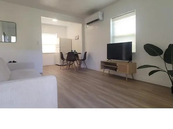 180 NE 68th St Unit 1, Miami, FL 33138