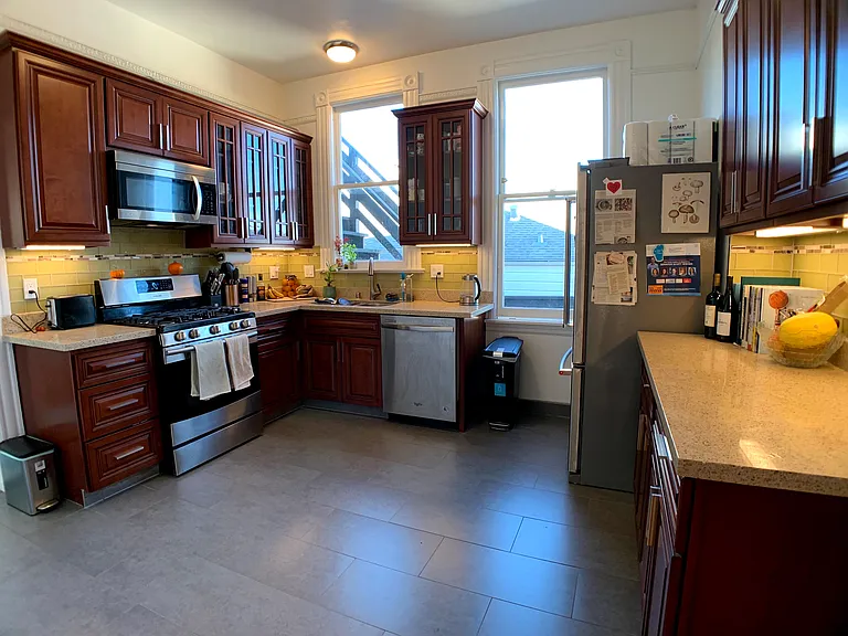 1147-1149 Sanchez St — Photo 7