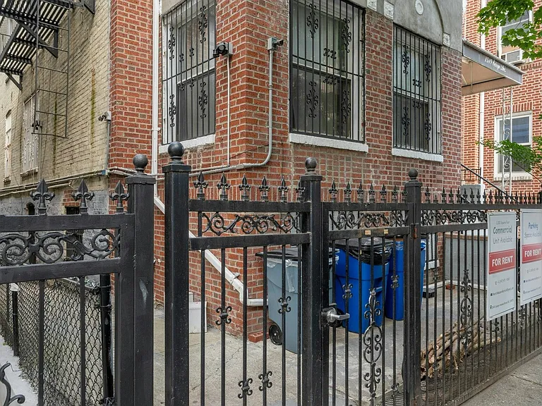1549 Selwyn Ave #THE — Photo 11