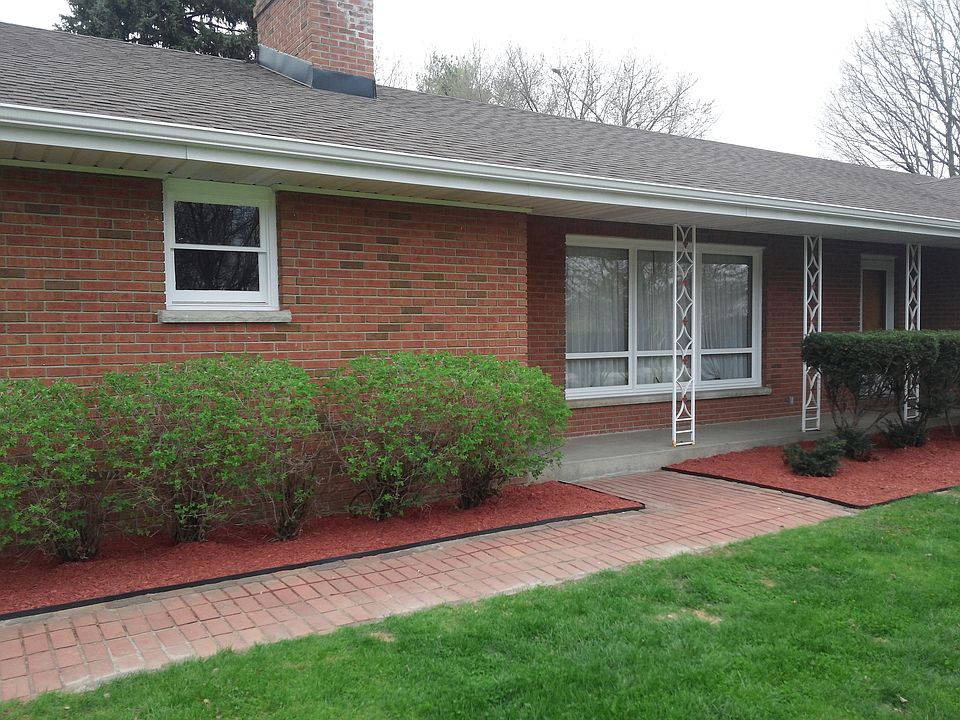 2nd image of 701 Whitlock Ave