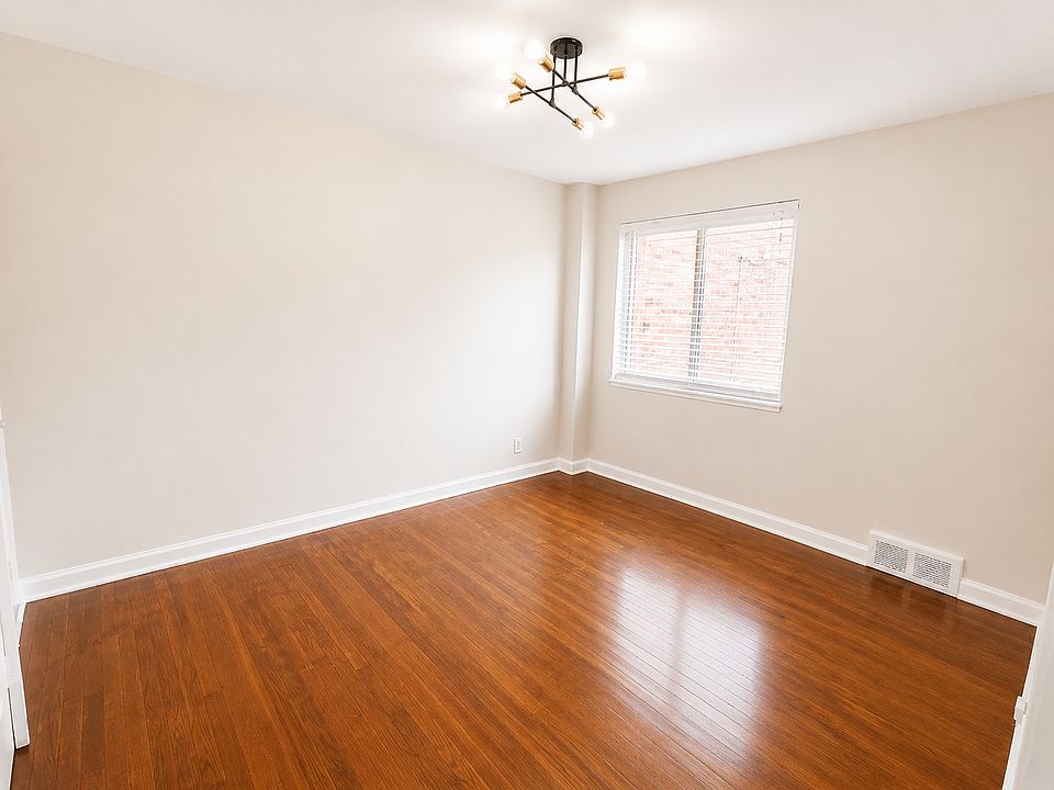 20101 W Chicago Ave # 201, photo 11