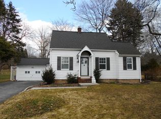 1540 Creek St, Rochester, NY 14625