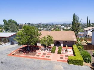 225 N Wisconsin St, Fallbrook, CA 92028