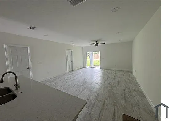 320 S 9th Ave — Photo 13