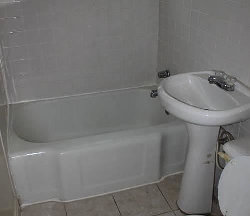 2nd image of 4400-4408 N Magnolia APT 1250-130