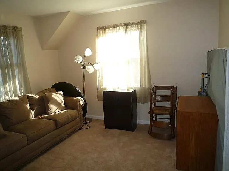 33 Water St #1 — Photo 15