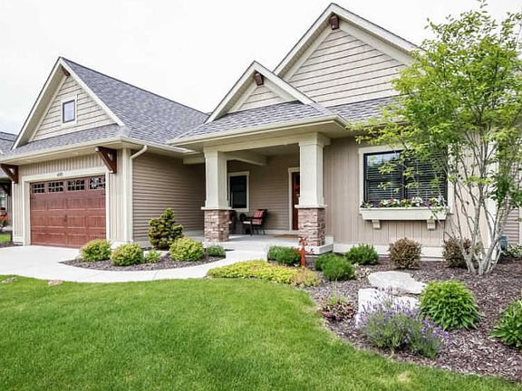 2nd image of 4115 Maybeck Dr NE #17