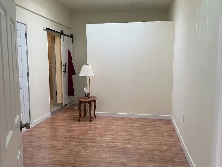 Guest suite unfurnished