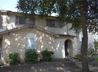2302 Long Ridge Ln, Arlington, TX 76014