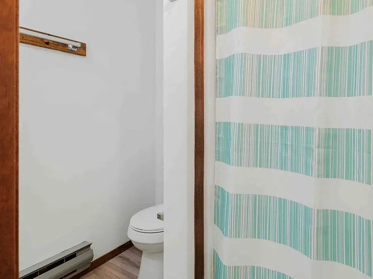 124 Tepee Dr — Photo 15