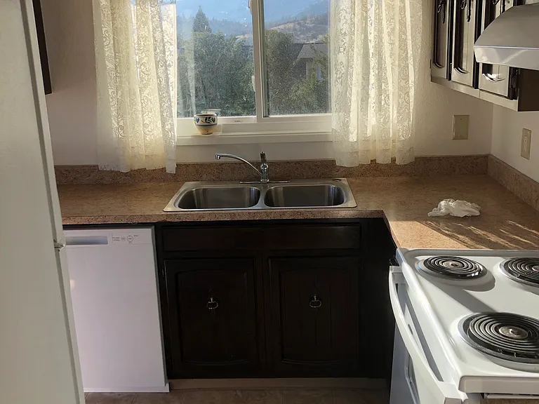 Grizzly Ct — Photo 6