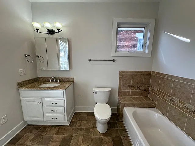 235 S Monroe Ave — Photo 22