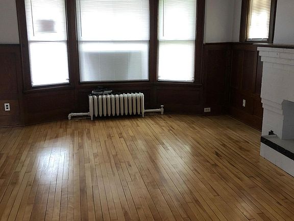 4th image of 3400 Stevens Ave S