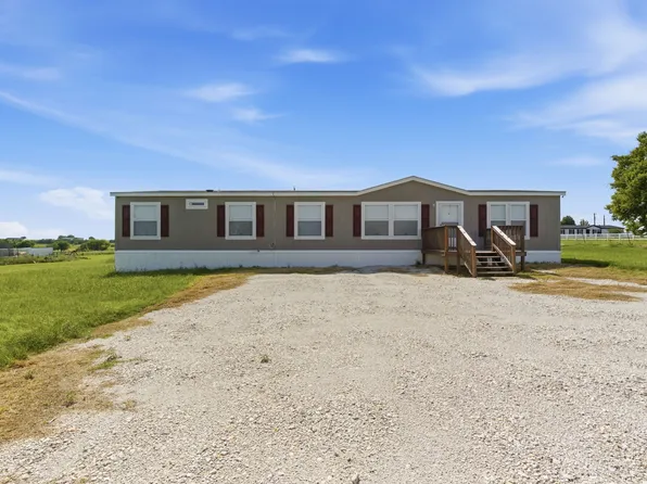 303 Mesa Rdg, Decatur, TX 76234