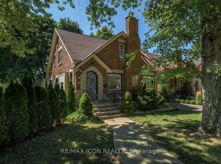 525 Grosvenor St, London, ON N5Y3S8
