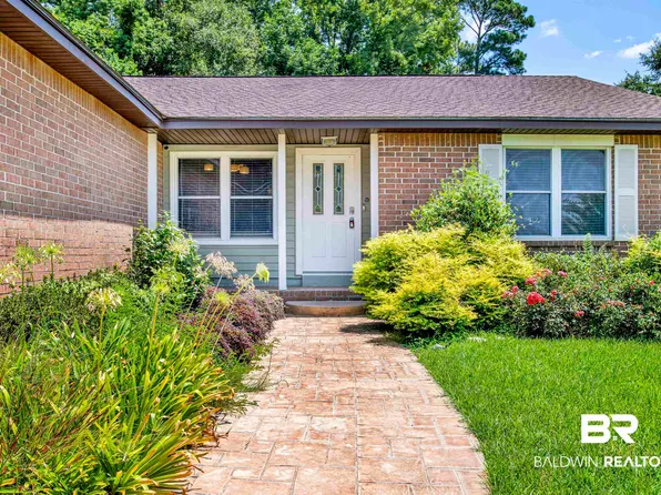 102 Lake Forest Blvd, Daphne, AL 36526
