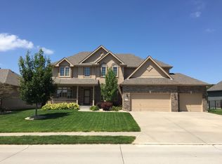 5614 N 163rd St, Omaha, NE 68116