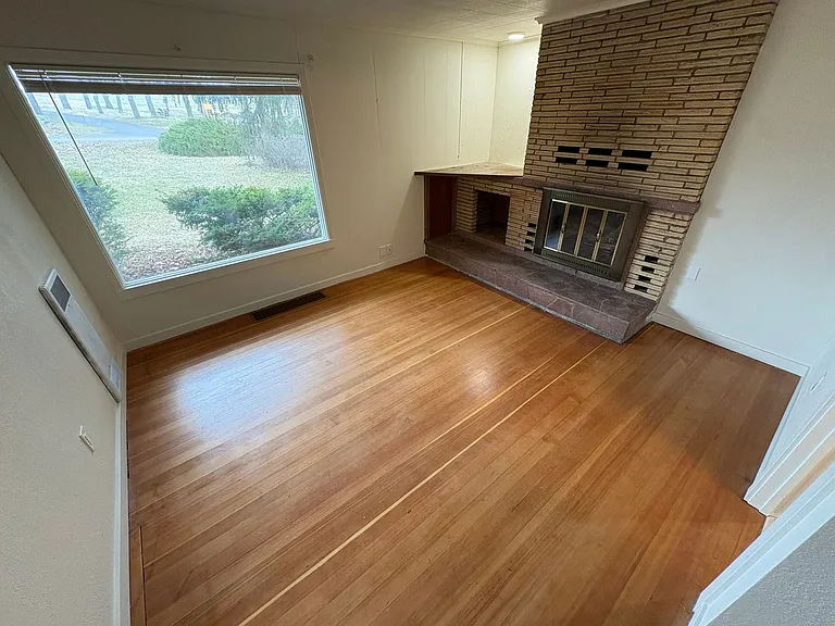1133 N Almon St — Photo 6