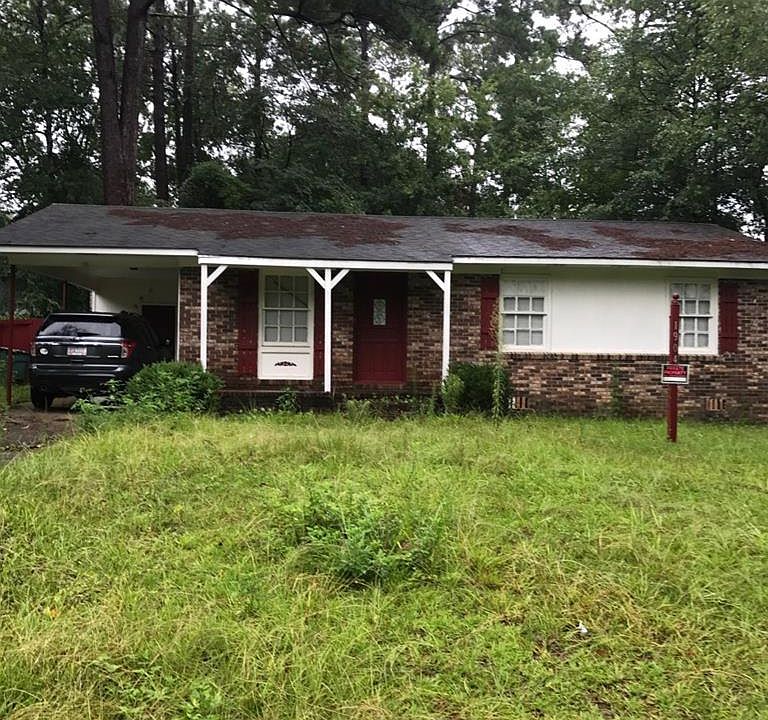 1st image of 1904 Claudia Cir