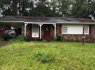 1904 Claudia Cir, Valdosta, GA 31601