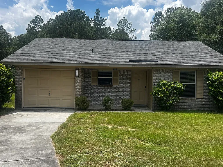41 Laiken Ct — Photo 1