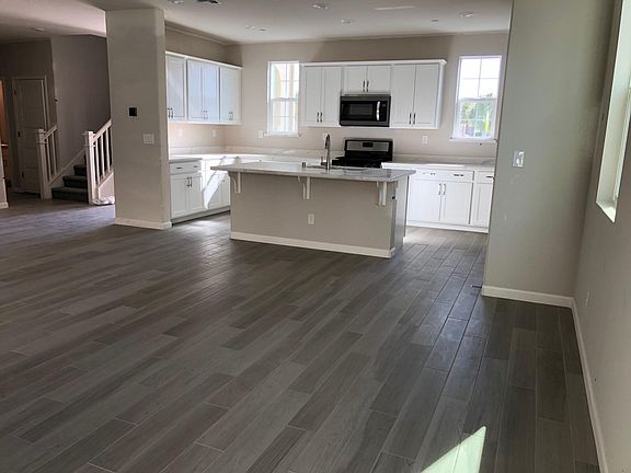 3rd image of 2809 Mabry Dr