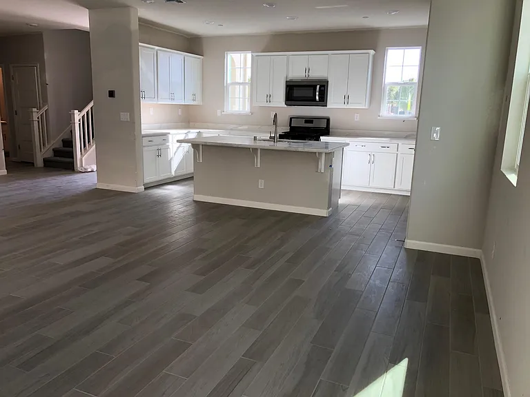 2809 Mabry Dr — Photo 3