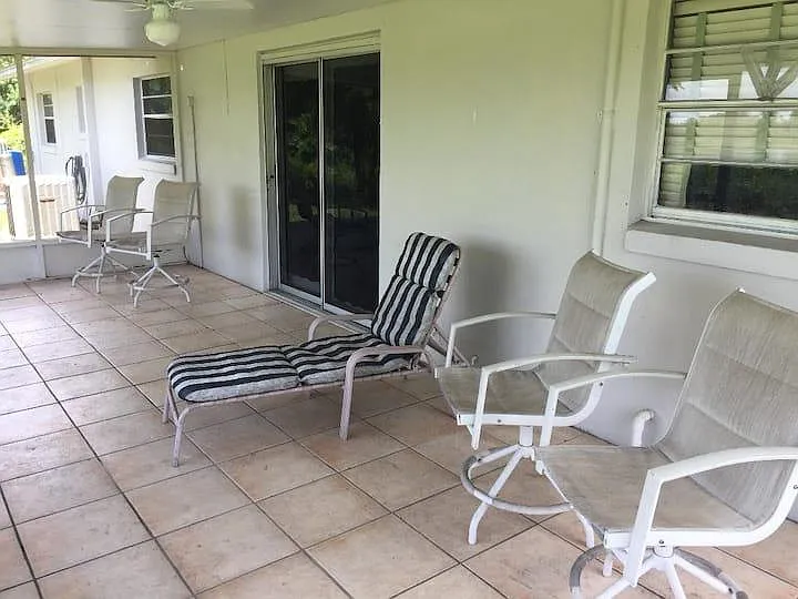 Screened in Lanai