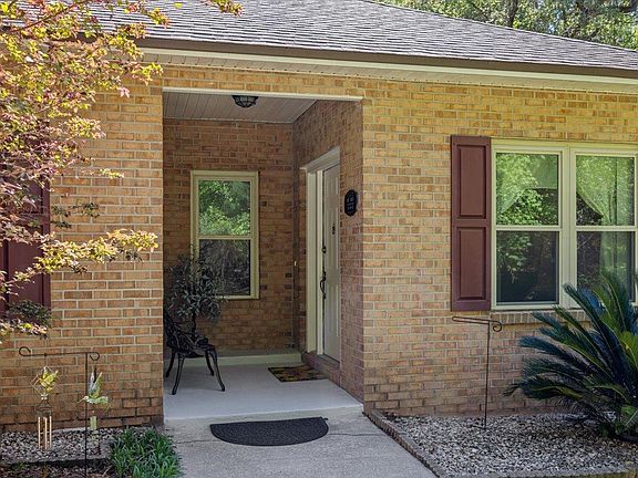 3rd image of 5021 Louvinia Dr