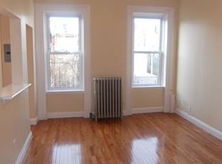 209 Hooper St APT 2, Brooklyn, NY 11211