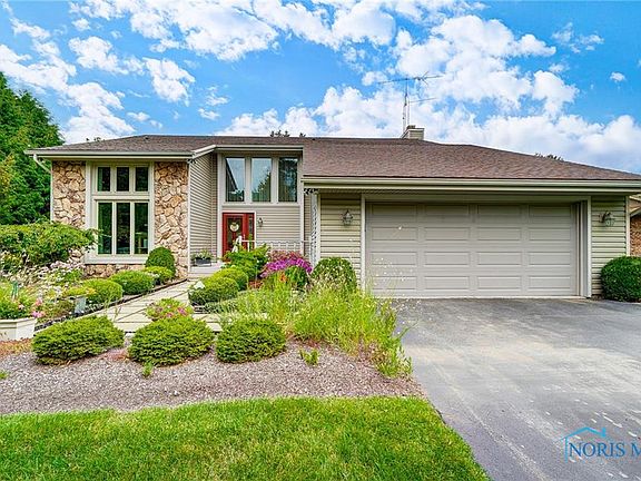 2nd image of 2352 Heather Glen Dr