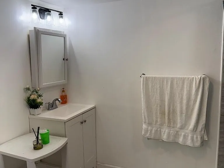 68 Ellison Rd — Photo 16