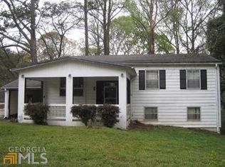 899 Kennesaw Dr, Forest Park, GA 30297