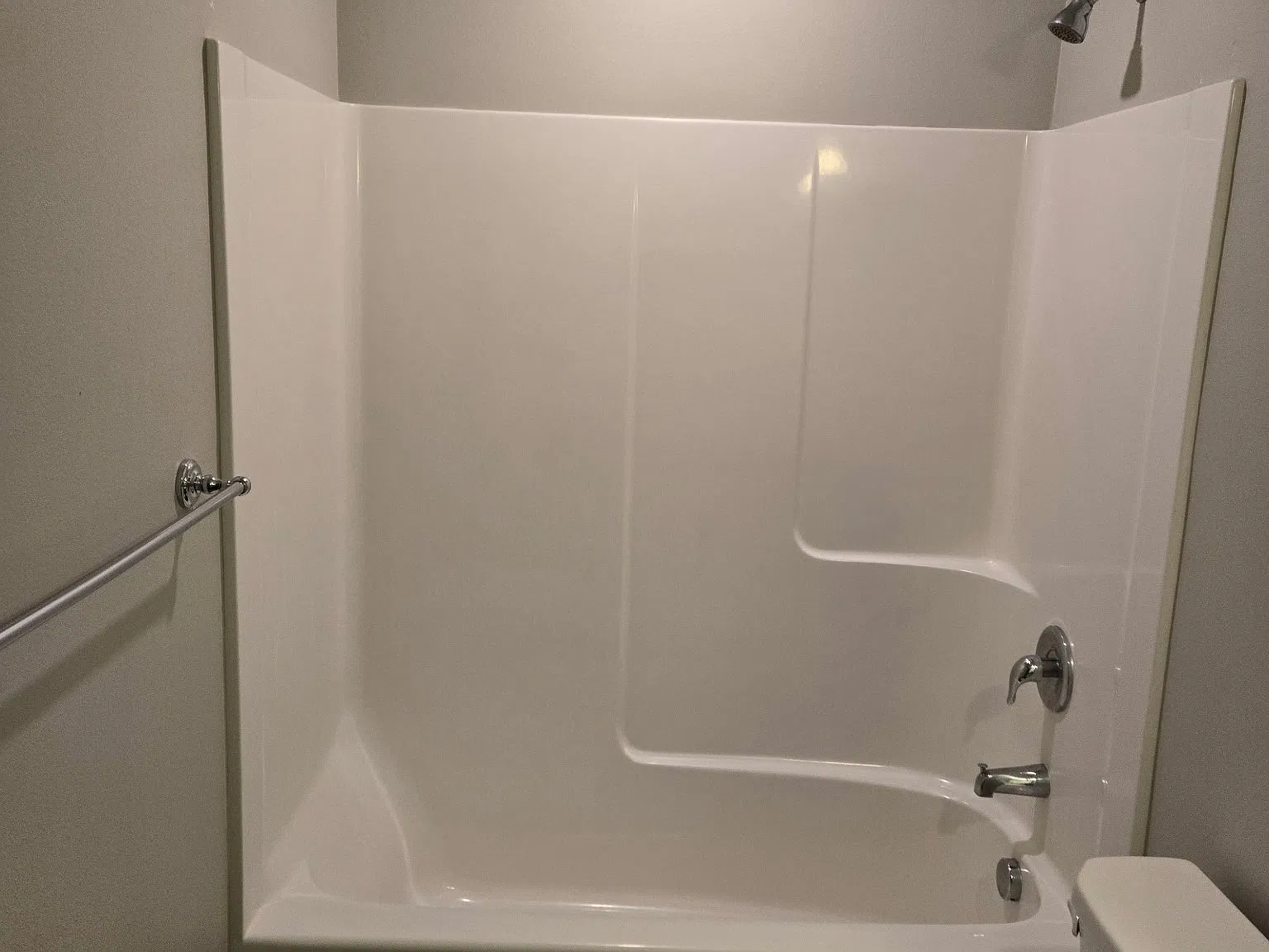 3 bed, 2.5 bath, 1344 sqft, $2,000 — Photo 4