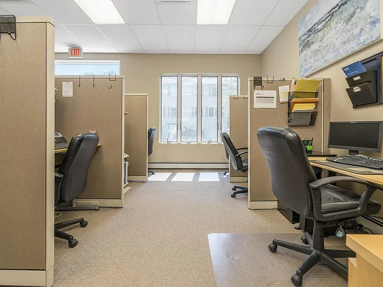 23 Pawnee Ave #1 — Photo 1