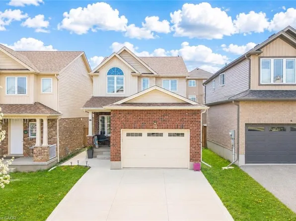 10 Sandybay Ave, Kitchener, ON N2A 0H7