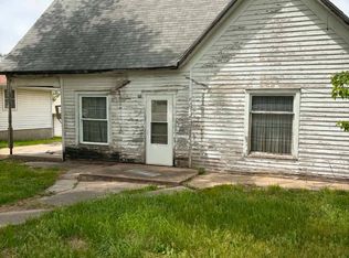 689 Park St, Syracuse, NE 68446