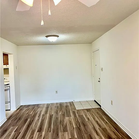 3004 9th St #104 — Photo 3